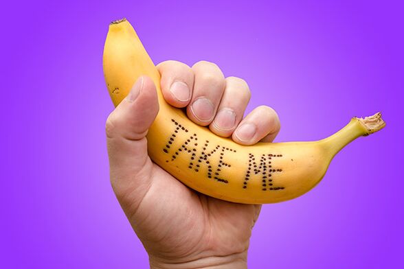 banania në dorë simbolizon një penis me kokë të zmadhuar